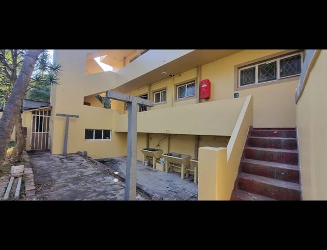2 BEDROOM APARTMENT TO LET IN GLENWOOD